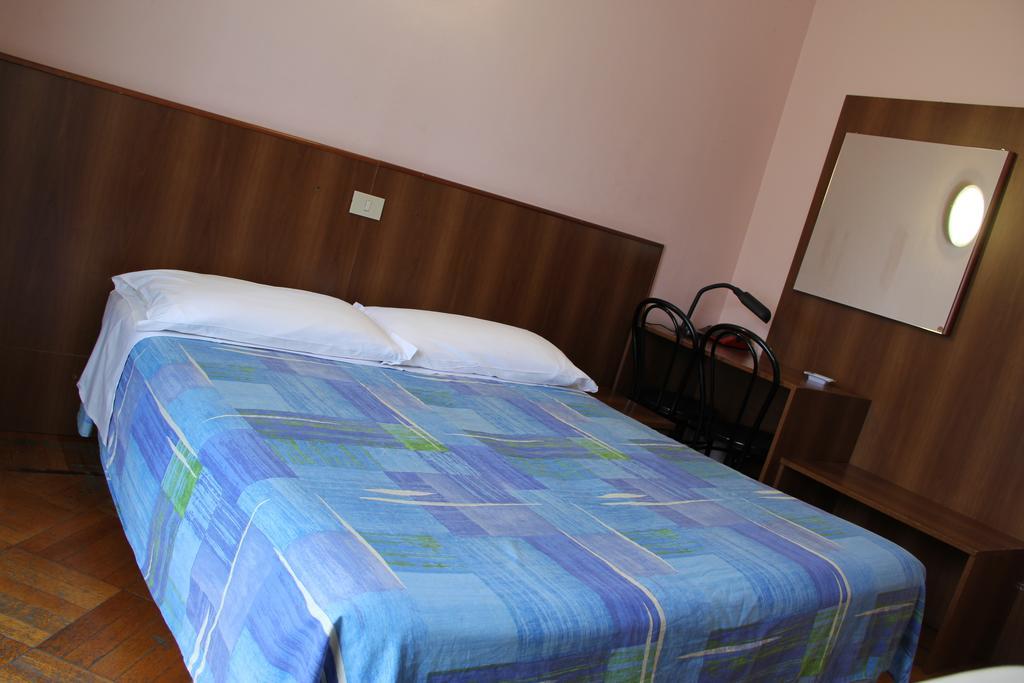 Hotel Rallye Milan Extérieur photo